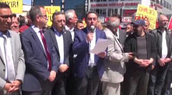 Malatya'da CHP'lilerden Ohal'e Karşı Oturma Eylemi