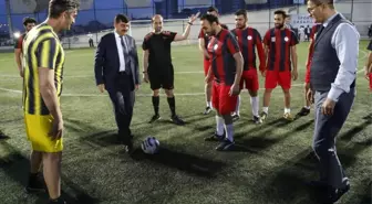 Halı Sahada Kalp Krizinden Ölen Öğretmen Futbol Turnuvası ile Anıldı