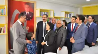 Şehitlerin Adları Kütüphane ve Konferans Salonuna Verildi