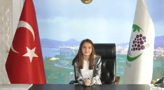 Belediye Başkanlığı Koltuğuna Esin Kaya Oturdu