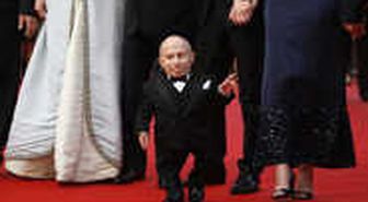 Avanak Ajan Filmiyle Tanınan Verne Troyer Vefat Etti