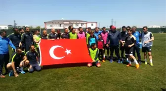 Bandırmasporlu Futbolcuları Çocuklar Çalıştırdı