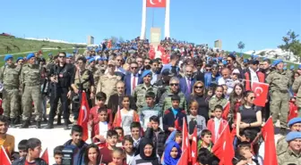 Hakkari Geleceğimizin Teminatı Çocuklarla Geleceğe Yürüyor' Etkinliği