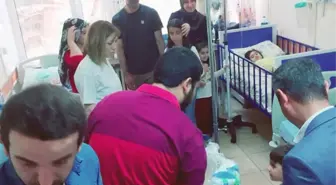 Onların Günlerinde Küçük Hastaları Unutmadılar