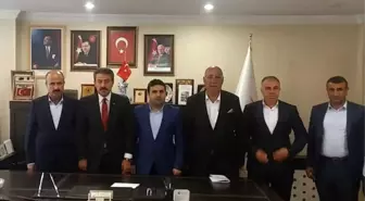 Tatar Aşiret Lideri, AK Parti'den Aday Adaylığı Başvurusu Yaptı