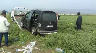 Araç Buğday Tarlasına Uçtu: 1 Yaralı