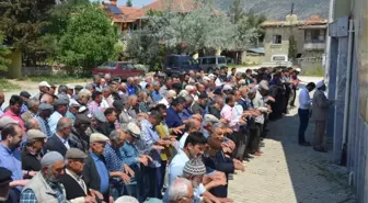 Çiftçiler Korkuteli'nde Yağmur Duasına Çıktı