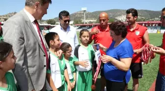 İsmail Altındağ Çocuk Futbol Festivali Kupa ve Ödül Töreniyle Sona Erdi