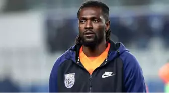 Adebayor Cezalı Duruma Düştü