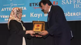 Ayten Usta'ya 'Yılın En İyi Mekanı' Ödülü