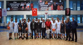 Hakkari'de 'Veteranlar Basketbol Turnuvası' Başladı