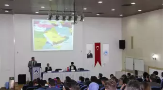 Kırklareli'de 'Suriye'de Jeopolitik Mücadele Paneli' Yapıldı