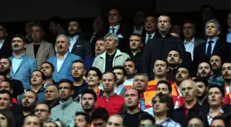 Lucescu Derbiyi Sancaklı'yla Birlikte İzledi