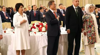 Cumhurbaşkanı Erdoğan, Onuruna Verilen Akşam Yemeğine Katıldı