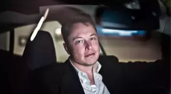 Elon Musk'ın Kabalığı Tesla'ya 2 Milyar Dolar Kaybettirdi