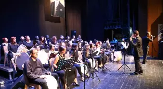 A-Dümtek Ritim Topluluğu Coştu Coşturdu