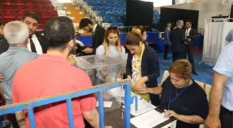 AK Parti Mersin'de Temayül Yoklaması Yapıldı