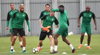Bursaspor'da Futbolcuların Protestosu Sona Erdi