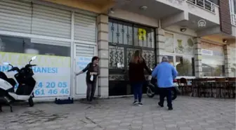Damlalıkla Süt Verdiği 'Güleç' Oğluna 57 Yıldır Sevgiyle Bakıyor