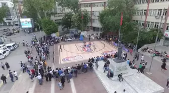 Kütahya'da 'Sokak Basketbol Turnuvası' Sona Erdi