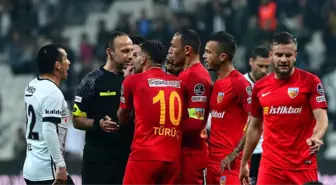 Spor Toto Süper Lig: Beşiktaş: 2 - Kayserispor: 0 (İlk Yarı)