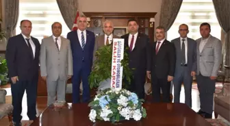 Vali Güvençer, Şoförler Odasının Yeni Yönetimini Ağırladı