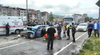 Trabzon'da Trafik Kazası: 1 Ölü, 1 Yaralı