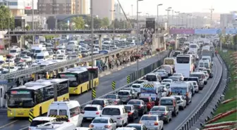 Trafikte Yeni Dönem! Araçlara Alkolmetre Kiti Takılacak