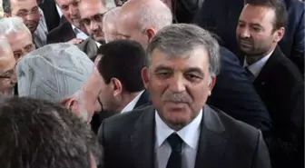 Cenazede Abdullah Gül'e Tepki