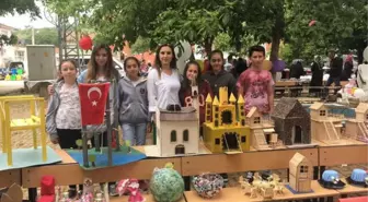 Malkaralı Öğrencilerin Görsel Sanatlar ve Teknoloji Tasarım Sergisi