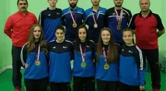 Erzincan Badmintonda Marka İl