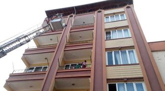 Evde Uyuyakalan Çocuğun Ailesi Büyük Panik Yaşadı