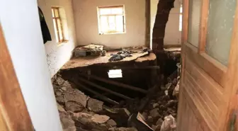 Malatya'da Ev Çöktü