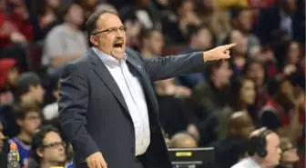 Detroit'te Stan Van Gundy Kovuldu