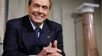 Berlusconi'nin Seçilme Yasağı Kalktı