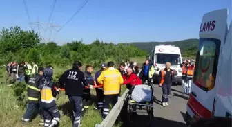 Minibüs Takla Attı: 5 Yaralı