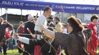 Okçular, Altın Dolu Küpü Kırmak İçin Kıyasıya Yarıştı