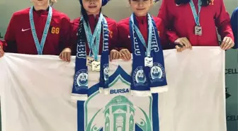 Yıldırımlı Sporcular Havuzdan Altınla Çıktı