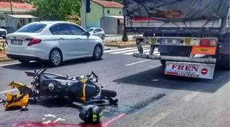 Tıra Çarpan Motosiklet Sürücüsü Hayatını Kaybetti