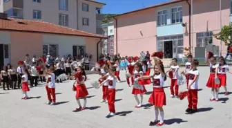 Başkan Bakıcı, Saffet Şeker İlkokulu Kermesini Ziyaret Etti