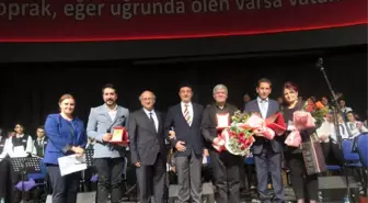 TRT Erzurum Thm Gençlik Korosundan Muhteşem Yıl Sonu Konseri