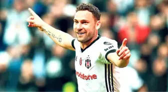 Beşiktaşlı Tosic, Kulüpten İzin İstedi: Takımdan Ayrılmak İstiyorum