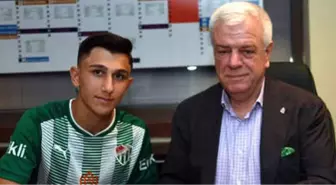 Muhammed Emin Sarıkaya Profesyonel Oldu!