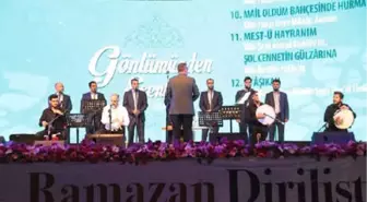 Esenler'de 'Ramazan Diriliştir' Etkinliğinde İlahiler Okundu