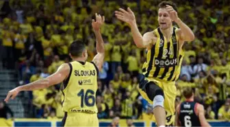 Fenerbahçe Doğuş'un Hedefi Yine Zirve