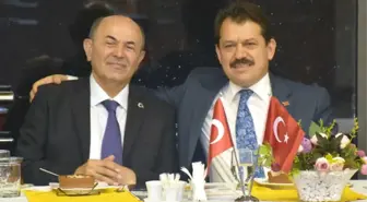 Türkiye'nin En Çok Otopsi Yapan Savcısına Şiirli Veda