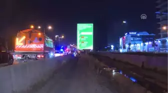 Bağcılar'da Zincirleme Trafik Kazası: 2 Yaralı