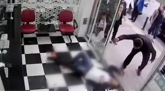 Park Yeri Nedeniyle Tartıştığı Adamı Defalarca Bıçaklayan Değnekçi Yakalandı