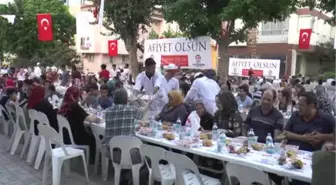 Ekonomi Bakanı Zeybekci: 'Bu Millet Dimdik Ayakta, Her Alanda'