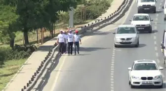 İşten Çıkarılan İşçiler CHP Genel Merkezi'ne Yürüyüş Başlattı